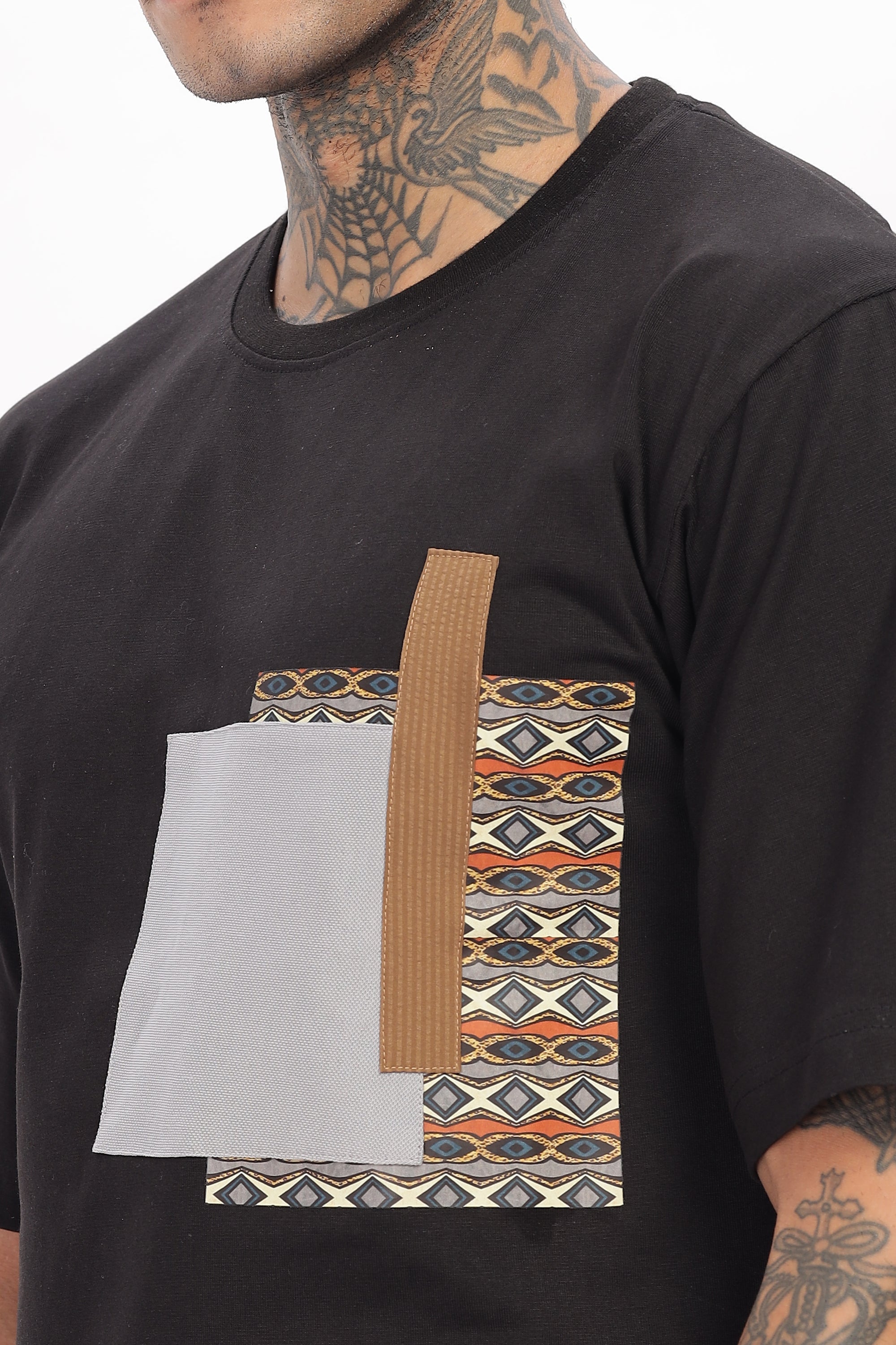 Black t-shirt oversized