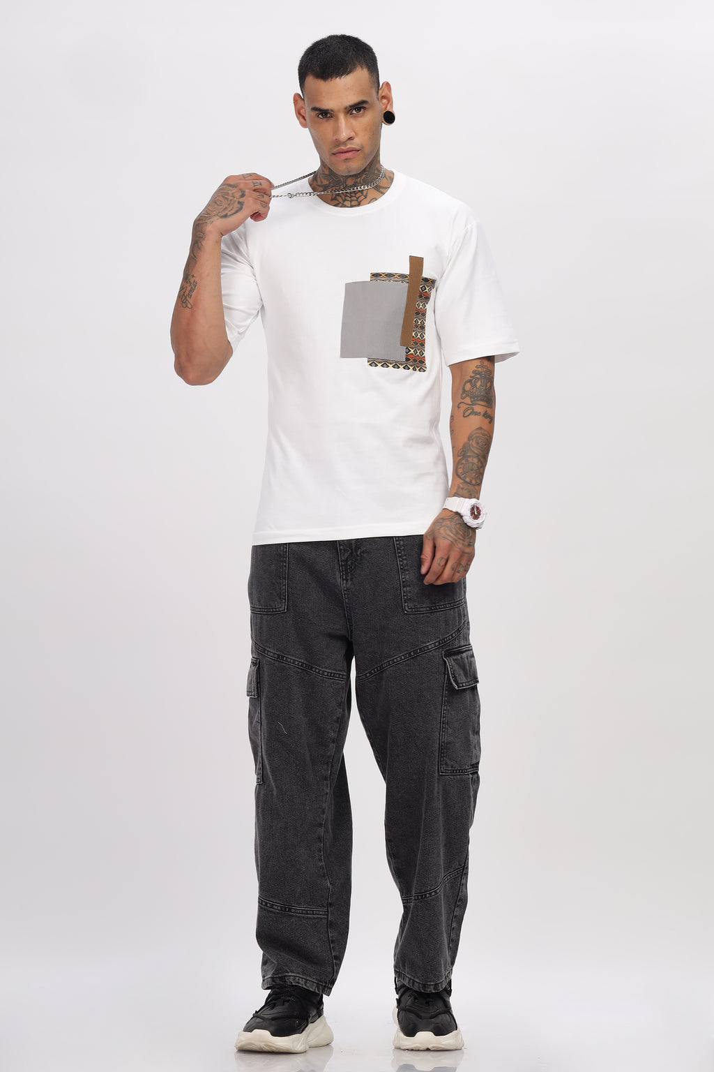 white tees oversized